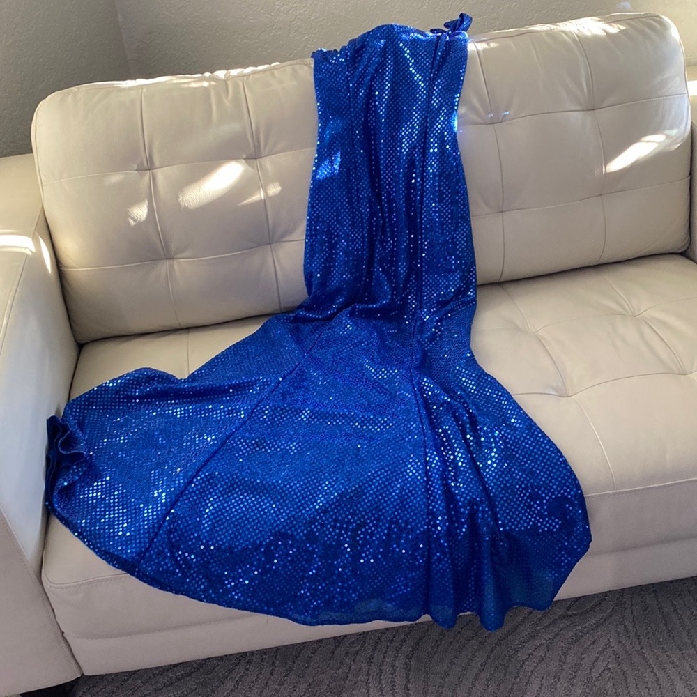 ZumZum blue gown, size 6, for prom, cocktail, or wedding